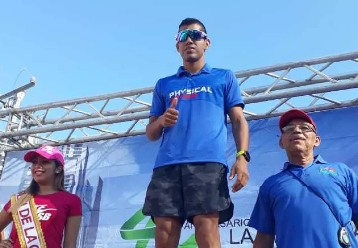 El corredor Jorge Castelblanco se impuso en la Carrera Internacional de La Candelaria. Cortesía