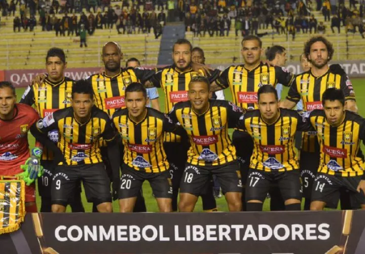 Machado y Blackburn fueron titulares. @ClubStrongest