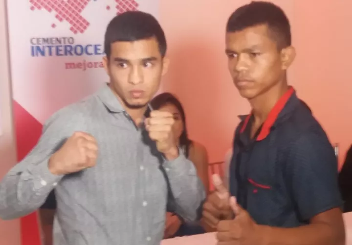 "El Jaguar" Peñalba (izq.) y el nicaragüense Elton Lara. Jaime A. Chávez R.