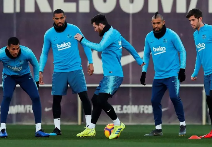 Barcelona tiene seis puntos de ventaja sobre el Madrid. EFE