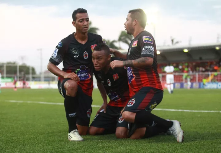 Sporting ha tenido un gran inicio en el Torneo Clausura de la LPF. Anayansi Gamez