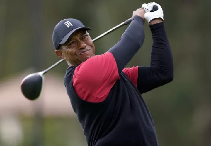 Tiger Woods fue premiado. AP