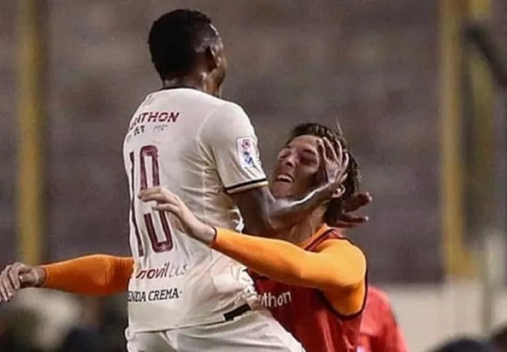 Alberto "Negrito" Quintero dedicó el gol al portero suplente de Universitario, Patrick Zubczuk. Instragram/negritime19 
