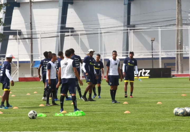 Julio Dely durante los entrenamientos de ayer. Anayansi Gamez