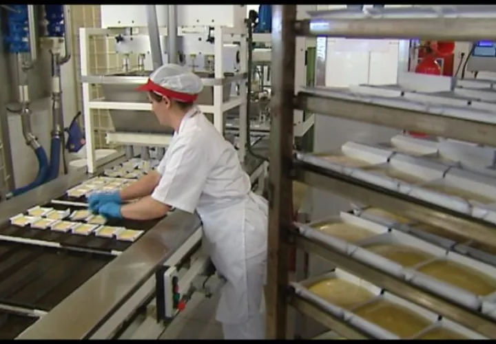 Islandia es el único que ha alcanzado plena paridad en las oportunidades de trabajo para hombres y mujeres. EFE