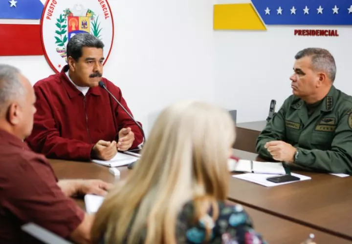 El pueblo pide la salida de Maduro del poder. EFE