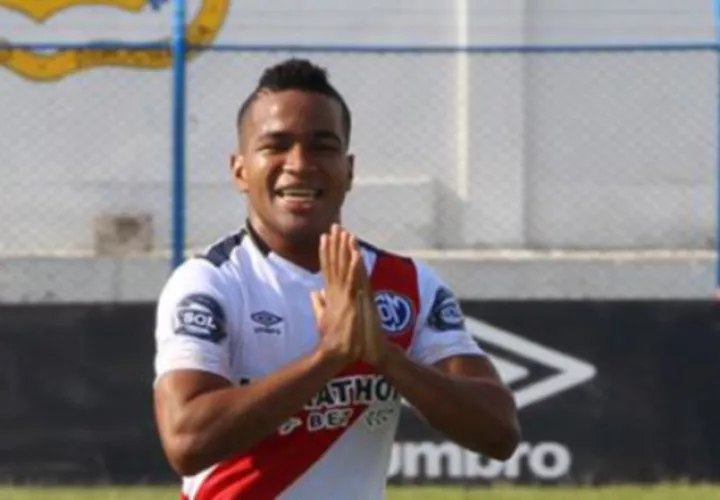 José "Gasper" Murillo marcó doblete. Deportivo Municipal