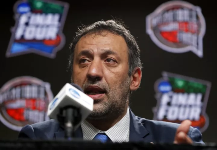 El serbio Vlade Divac  encabeza la lista de elegidos. AP