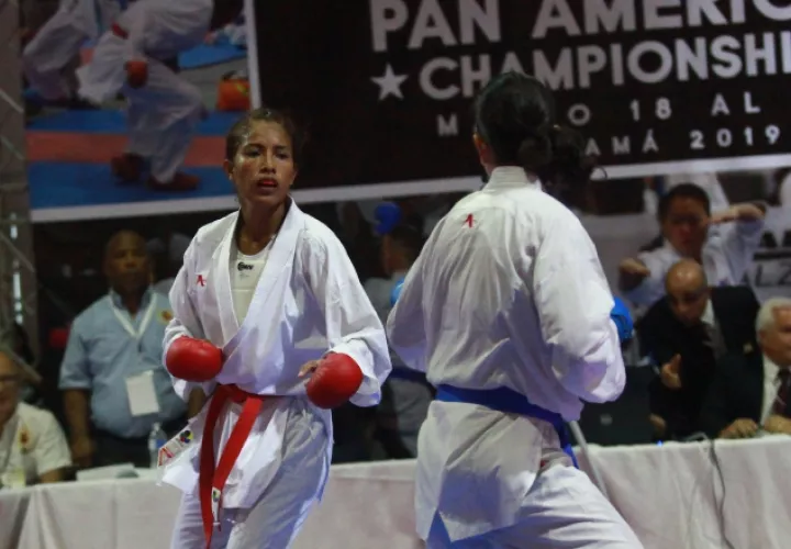 Yaremi Borzelli durante el Panamericano de karate. Anayansi Gamez