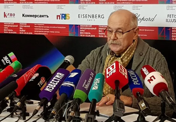 Es uno de los cineastas rusos más conocidos a nivel internacional.