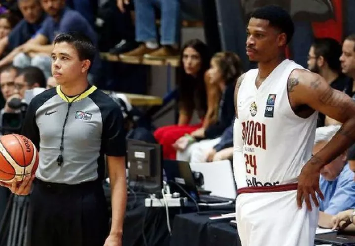 Anaya junto a un silbante ecuatorianos serán los dos colegiados más jóvenes  en el mundial.