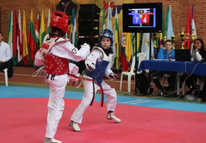 Krisly Corrales durante una competencia en los -33kg. Cortesía