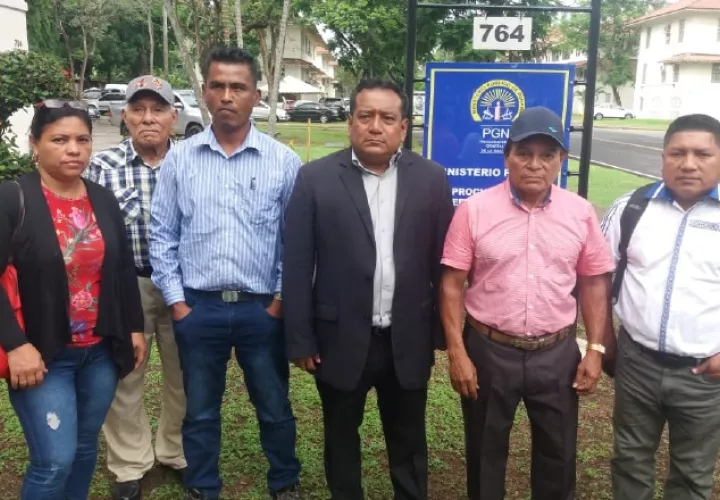 Colonos denuncian que usurpan sus tierras. Adiel Bonilla