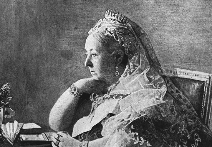 Retrato de la Reina Victoria de Inglaterra en una de sus dependencias. Foto: EFE