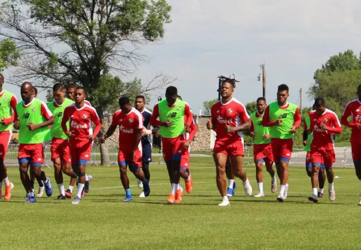 Entrenamientos del equipo panameño. @Fepafut