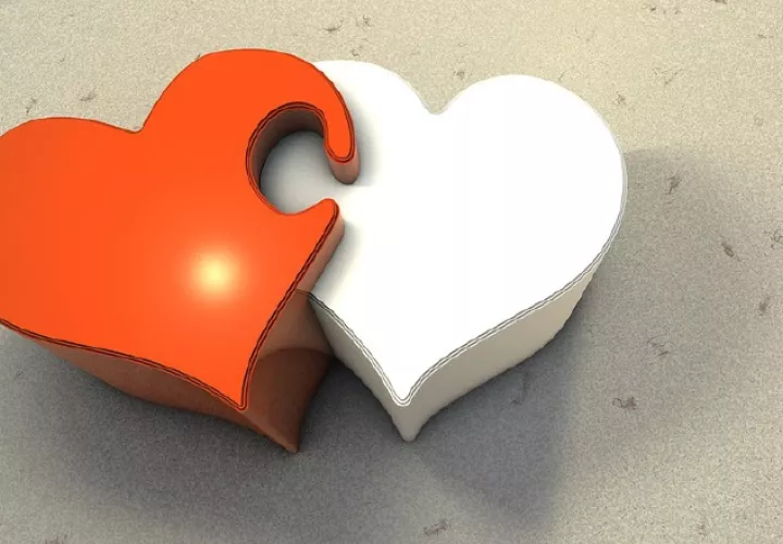 Un corazón roto y hasta el final de la relación o el matrimonio pueden resultar de un secreto entre la pareja. Foto: Pixabay.