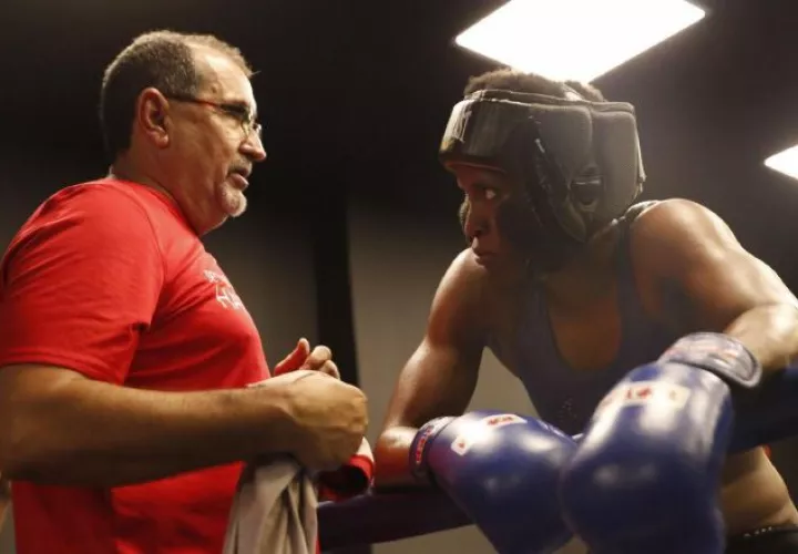  Boxeadores esperan la apertura de las villas panamericanas.