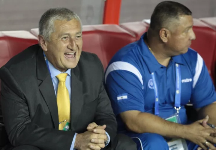 Eduardo Lara ha dirigido a equipos y selecciones en Colombia. Foto Anayansi Gamez
