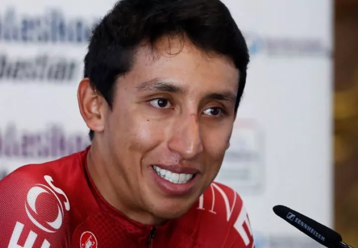 Bernal en conferencia de prensa.