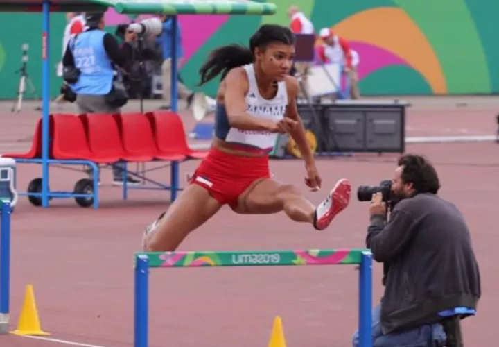 Gianna Woodruff avanzó a la gran final de los 400 metros con vallas de los Juegos Panamericanos. COP