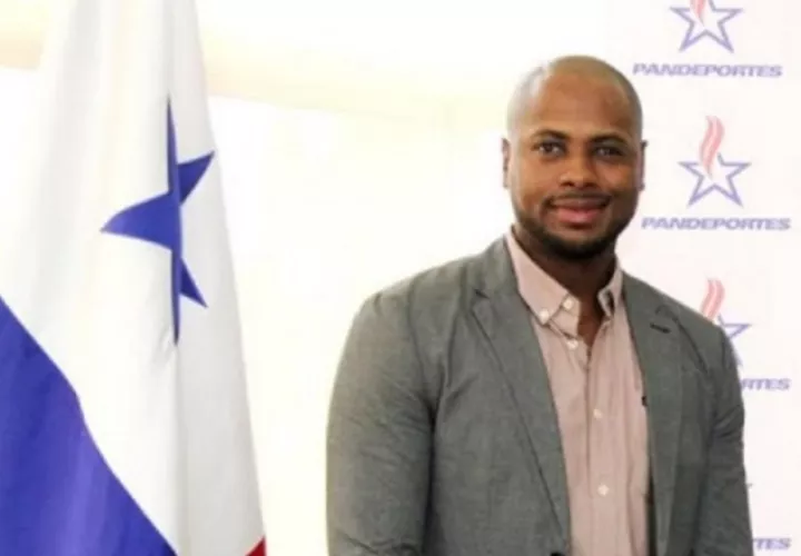 Irving Saladino asumió cargo como nuevo director técnico de Pandeportes. @Pandeportes