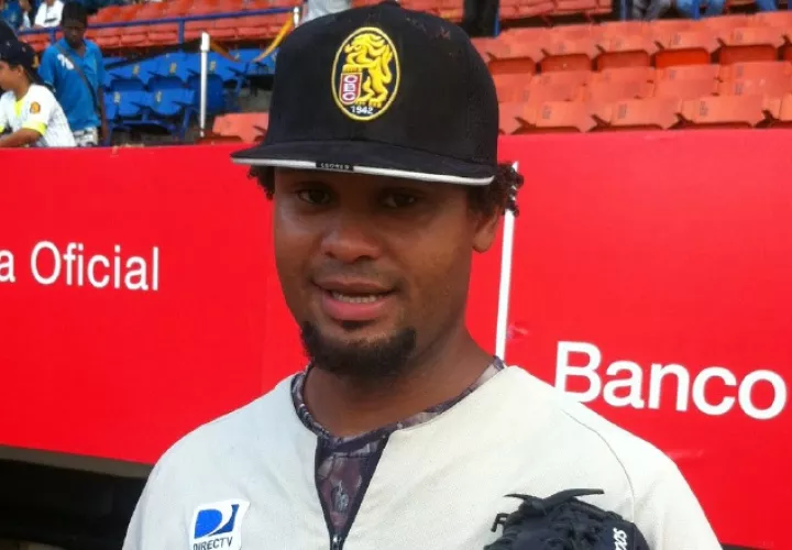 Corpas tiene experiencia en el béisbol venezolano.