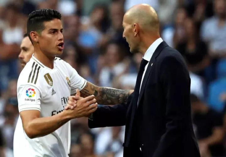 Zidane colocó ayer de titular  a James Rodríguez. EFE