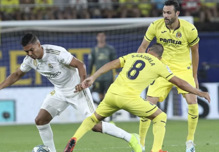 Real Madrid empató ayer 2-2 en casa del Villarreal. AP