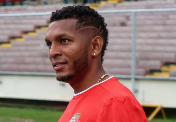 Quintero entrenó por primera vez bajo el mando de Gallego. Fepafut