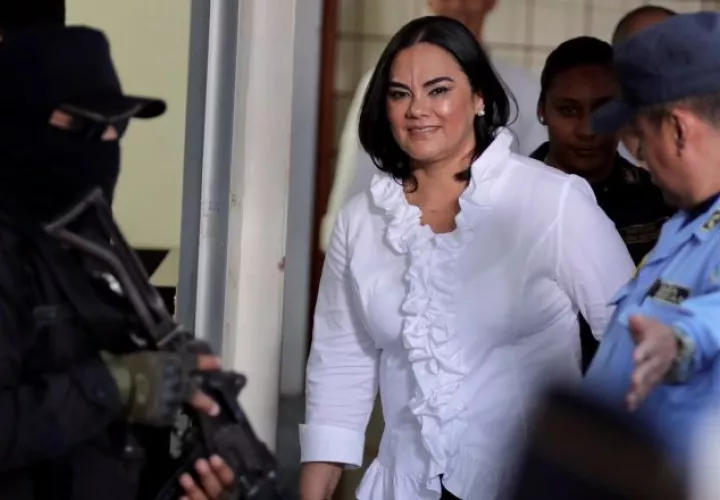 La foto fue tomada el 20 de agosto de 2019 cuando la ex Primera Dama llegaba al tribunal. EFE