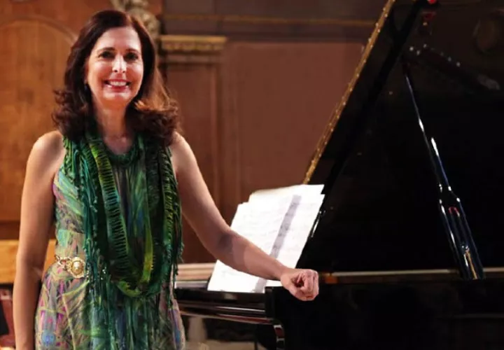 María Antonia Palacios, pianista venezolana, que participará en el Segundo Festival de Piano de Panamá. Foto: https://www.venezuelasinfonica.com
