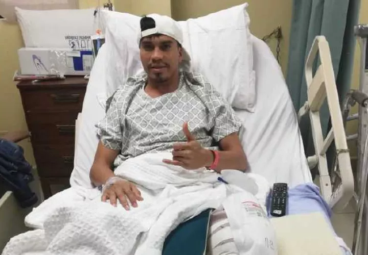 Jonathan  Batista  sufrió una rotura de ligamentos cruzados. Cortesía