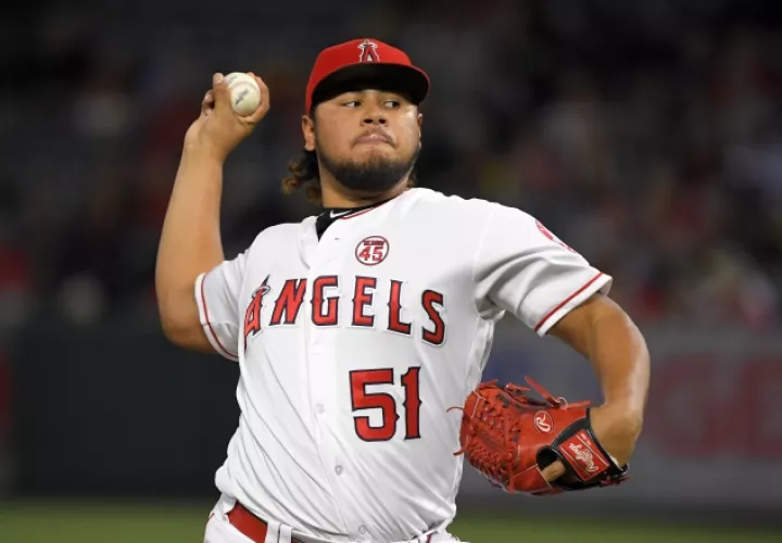 Jaime Barría es lanzador de los Angelinos. AP