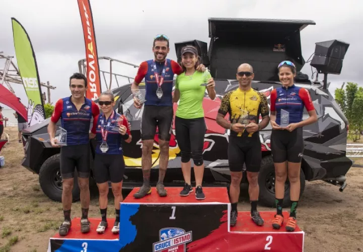 Podio de ganadores Cortesía