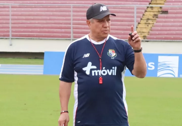 Américo "Tolo" Gallego dirigirá su tercer partido con la selección de Panamá. Foto @Fepafut