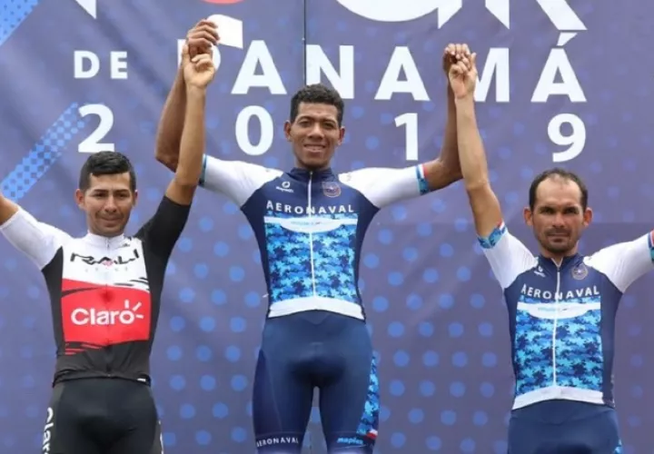 Christofer Jurado (cent.) se llevó la sexta etapa, Michael Rodríguez llegó segundo y José Alarcón, de tercero. Fepaci
