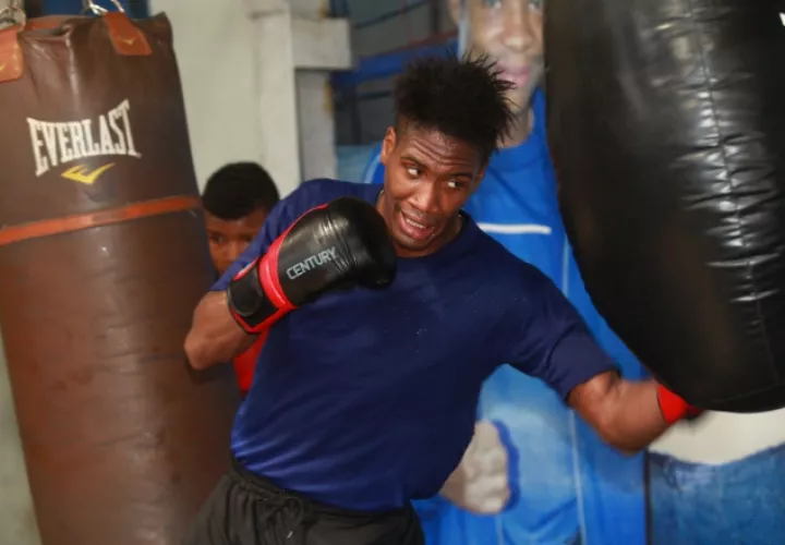 Damián Rodríguez entrena en el gimnasio Pedro 'Rockero' Alcázar de Curundú. Anayansi Gamez 