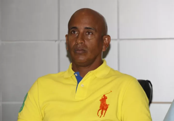 Merón reconoció el potencial que tiene el béisbol coclesano. Fotos Anayansi Gamez