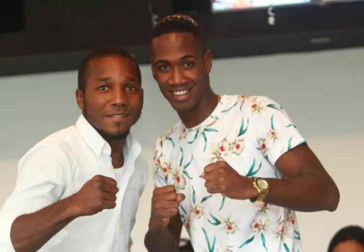 Alberto Mosquera (izq.) y el cubano Damián Rodríguez esperan ganar sus respectivas peleas. Foto: Anayansi Gamez