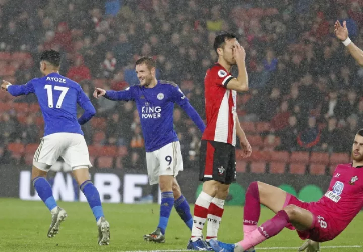 Jugadores del Southampton donaron el dinero. Foto: AP 