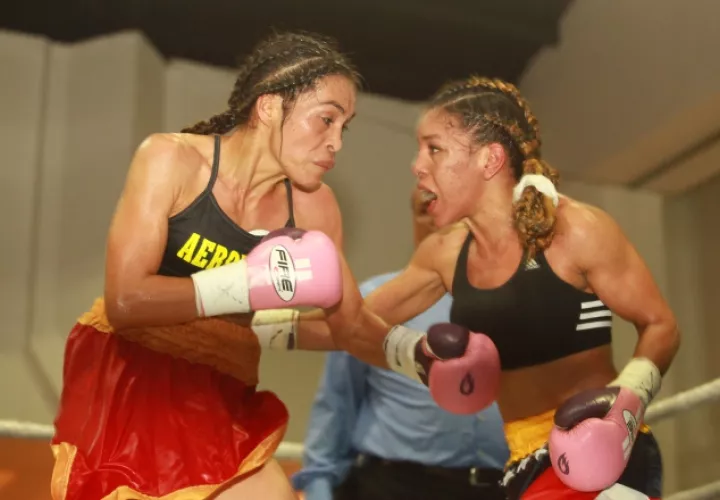 'La Tigrilla' Pérez (izq) no pondrá en juego su título regional. Anayansi Gamez