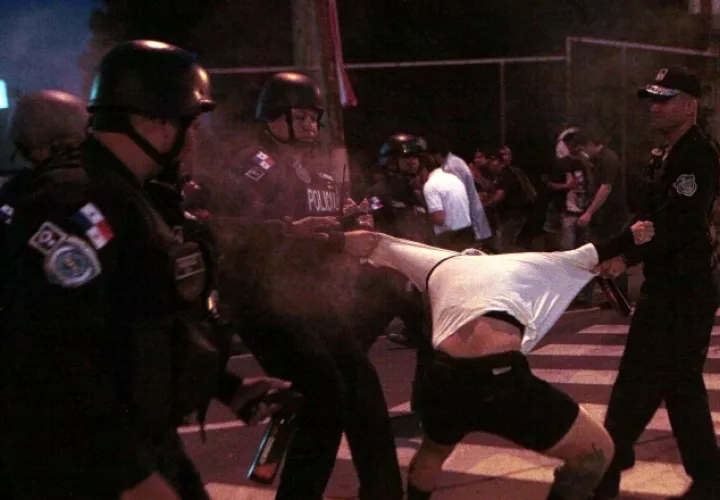 Varios detenidos en enfrentamientos de ayer.  Víctor Arosemena