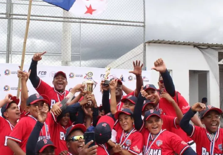 Panamá tomó el mando del partido desde el principio y no bajó la guardia ante el acecho de Colombia. Fedebeis