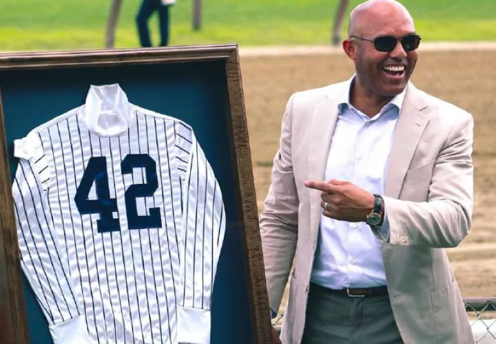 El panameño Mariano Rivera también fue designado como  abanderado de las fiestas de la fundación del corregimiento de Puerto Caimito el próximo 17 de noviembre y para el 28 de noviembre en el distrito de La Chorrera.   