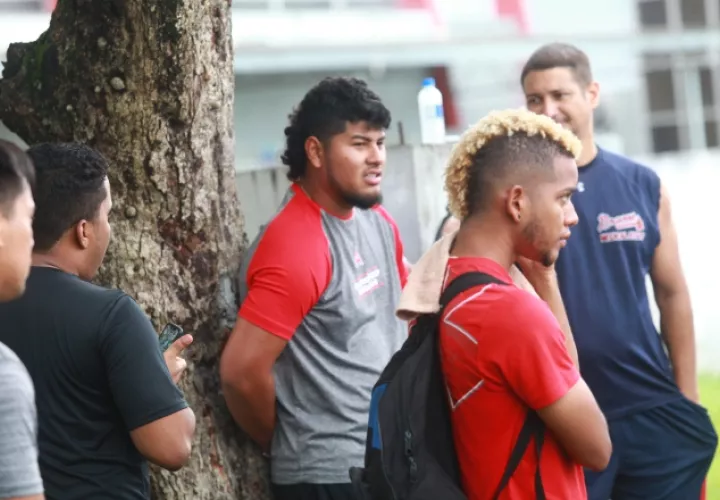 Jaime Barría (izq.) no tuvo este año su mejor  temporada con los Angelinos de Los Ángeles. Anayansi Gamez