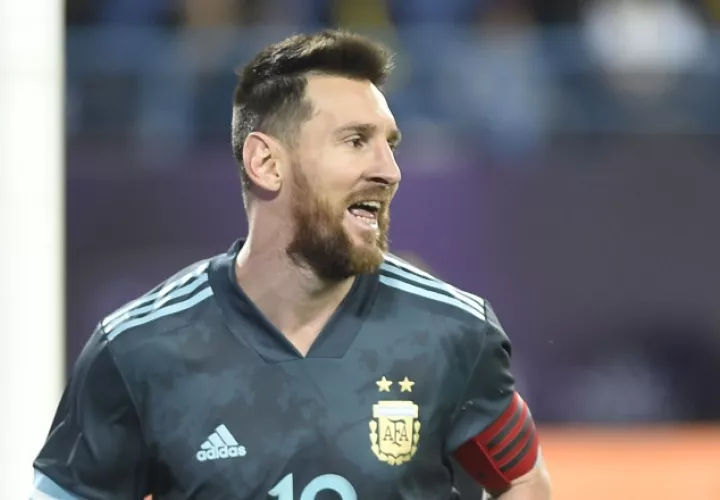 Messi regresó tras la sanción. Foto AP