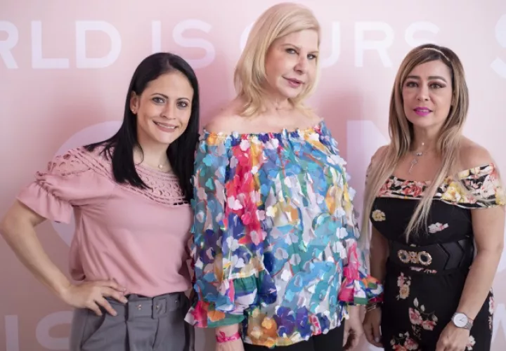 1.  Mónica Nuñez, Anabella Nahem y Carmen Cupeiro. 