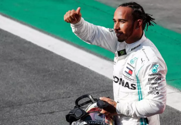 Hamilton no se conforma.