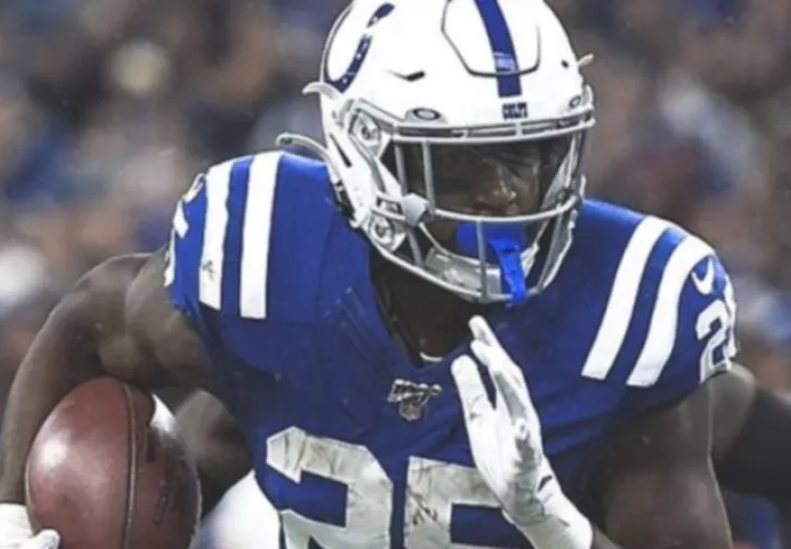 Los Colts se colocaron en un empate con Houston en la cima de la División Sur.