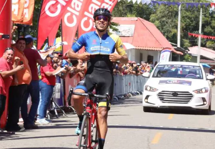 Franklin Archibold impuso su estilo en la cuarta etapa. Fepaci
